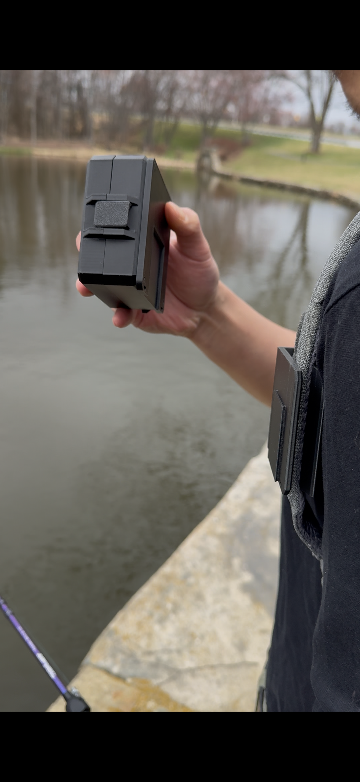 Jigged Clip-On Tacklebox Quick-Access Fishing Gear